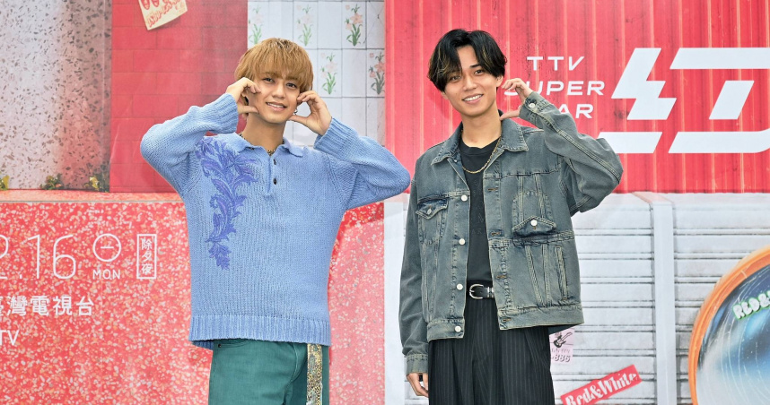 King & Prince此次《紅白》舞台，特別為粉絲「Tiara」準備了驚喜橋段。（圖／台視提供）