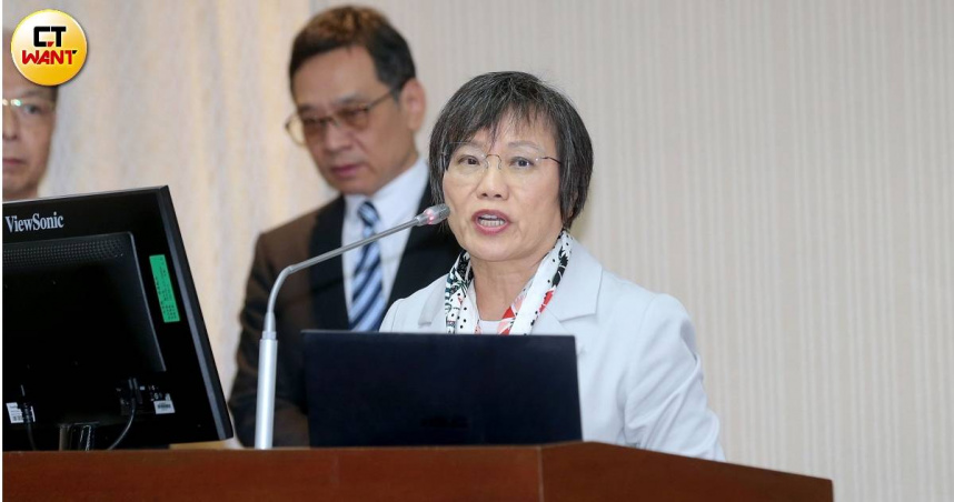 民眾黨團針對內政部長劉世芳拒絕上台備詢提出譴責案，並在藍白人數優勢下逕付二讀。（圖／周志龍攝）