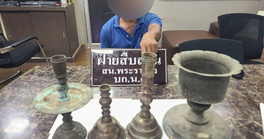 泰國一名男子涉嫌從曼谷臥佛寺偷走4座黃銅燭台，落網後竟辯稱是「佛祖同意」。（圖／翻攝自The Thaiger）
