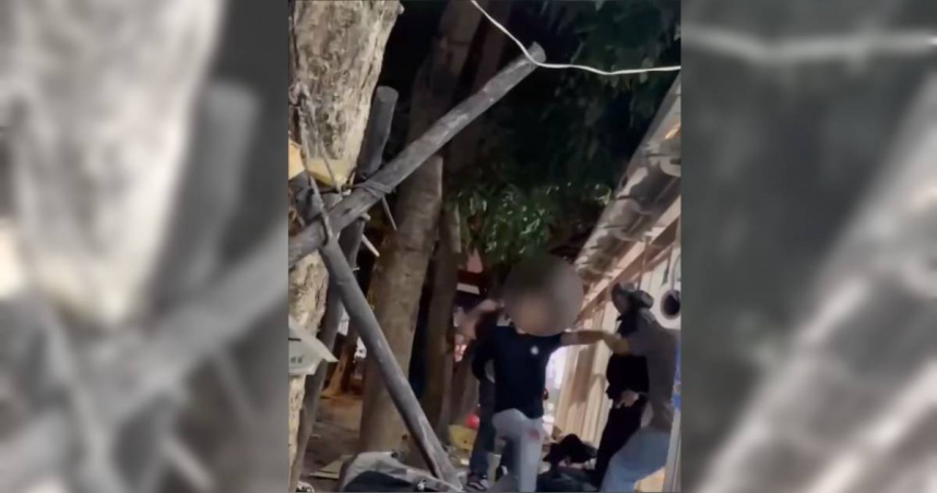 北車外去年12月29日有2組分別3人的外勞，疑因酒後爆發肢體衝突。（圖／翻攝畫面）