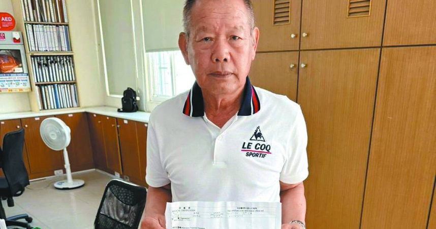 彰化縣芳苑鄉農會疑因改選發生暴力事件，農會理事長林木村遭黑衣人持球棒打傷後，已驗傷報案。（圖／民眾提供／中國時報葉靜美彰化傳真）