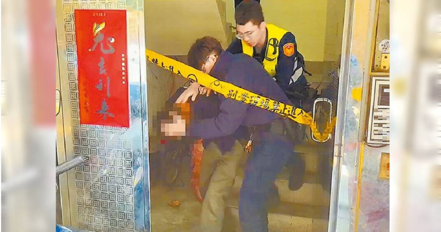 陳皇村因普發6000元與哥哥起口角爭執，隨後以遛狗繩勒死哥哥後打電話向警方自首。（圖／蘆洲警分局提供）