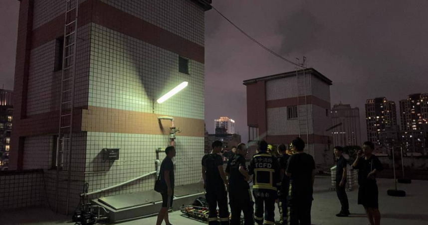 台中北區一名77歲老翁疑似自殺陳屍社區頂樓水塔，消息傳出後引發住戶飲水安全疑慮，社區緊急切斷供水並清理消毒。（圖／報系資料照）