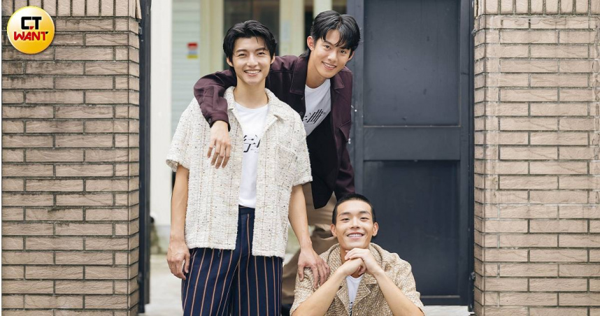 劉育仁（左起）、余杰恩、牧森拍《進行曲》培養出好默契。（圖／楊澍攝）