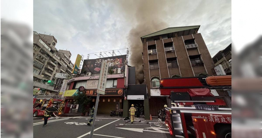 德行西路火警無人受傷。（圖／民眾提供）