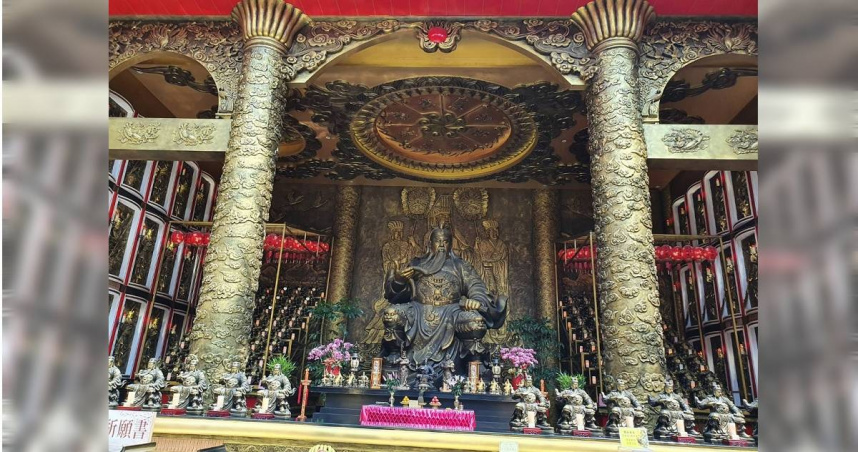 關聖帝君神像。（圖／楊登嵙提供）