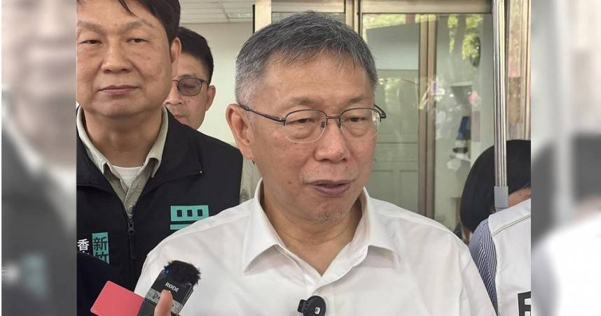 民眾黨前主席柯文哲父親節赴新竹陪同黨籍候選人掃街輔選，並表示此行也會抽空探望母親何瑞英。（圖／報系資料庫）