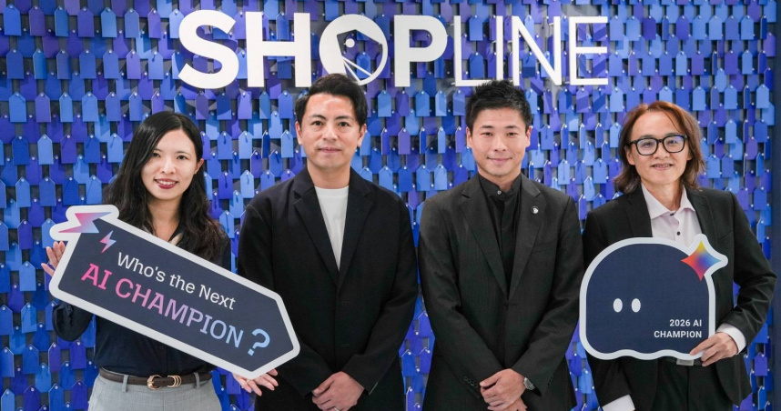 SHOPLINE 迎接 AI 零售新時代，（左起）AI 轉型經理 Angela、產品副總賴哲文、台灣總經理葉力維及全球資安長李彥民合影。（圖片提供／SHOPLINE）