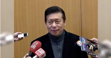 獨家/與陳其邁拚輸贏 等黨中央下令 張顯耀披藍袍出征高雄