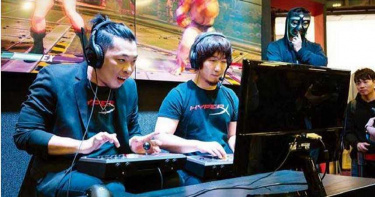 觸手併入快手 中小型遊戲直播平台縮影