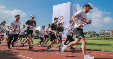 鐵齒不吃藥!只靠運動飲食控制血糖 55歲男差點洗腎