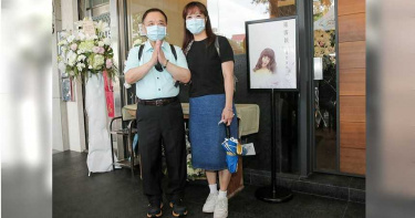 日前還曾探望羅霈穎 小亮哥不捨牌搭子離開