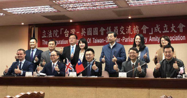統編風暴延燒 江啟臣籲蘇揆若真想親民就別帶幕僚隨行