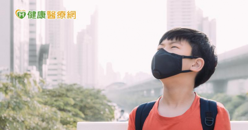 不只氣溫下降！冷氣團南下空氣品質也拉警報　4招自我保護避免空污影響健康