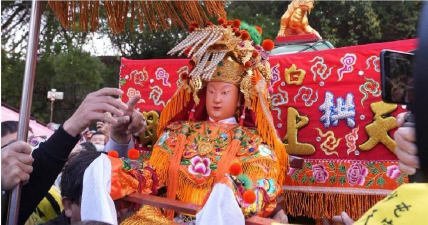 白沙屯媽祖遶境將在今（1日）深夜起駕，活動將一路至5月22日凌晨結束。（圖／翻攝自臉書／白沙屯拱天宮）