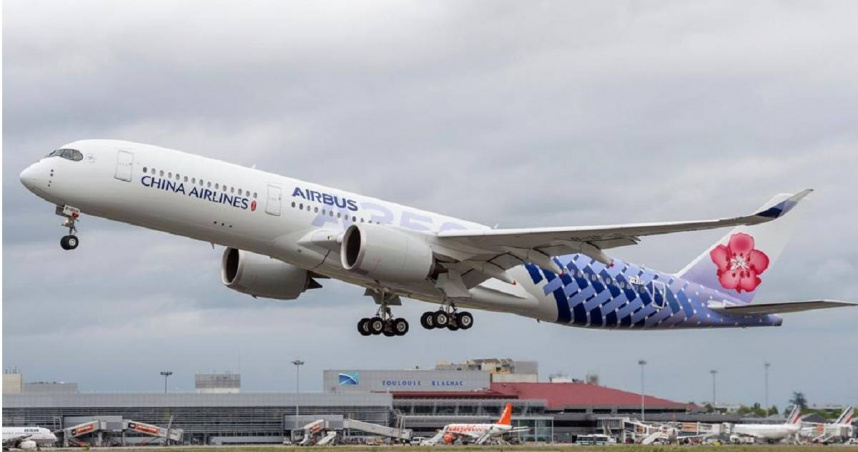 中華航空12 月 3 日開航鳳凰城，由空中巴士 A350-900 機型執飛。（圖／華航提供）