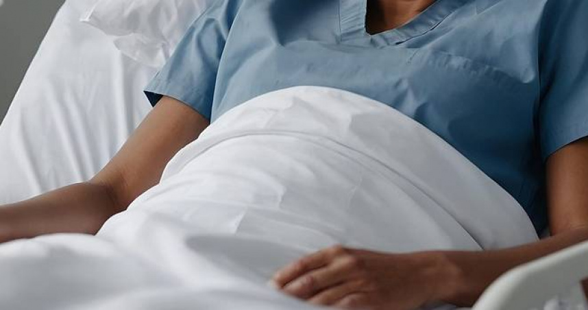 北方邦普拉亞格拉吉一名 20 歲青年自行進行變性手術失敗，被送醫急救，目前情況穩定。 （示意圖／Pixabay）