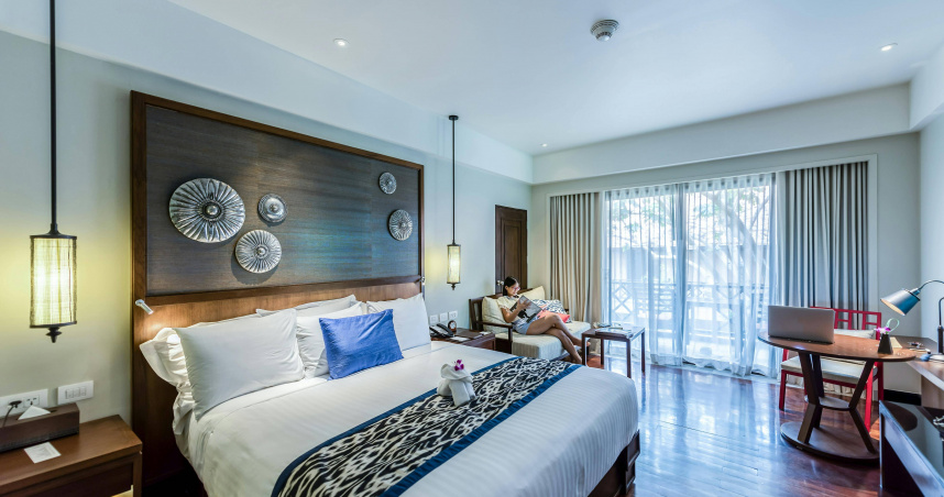 入住飯店時，有些設施讓人覺得便利實用，但也有不少東西「出乎意料地沒怎麼用過」。（示意圖／翻攝Pexels）