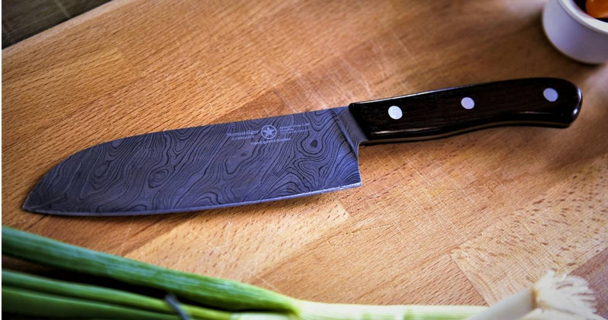 印尼去年12月底，有1名42歲母親遭廚房用刀刺了26刀，倒臥血泊之中身亡。（示意圖／翻攝自pexels）