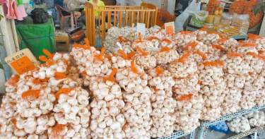 蒜頭每斤仍高居200元 等降價要明年2月
