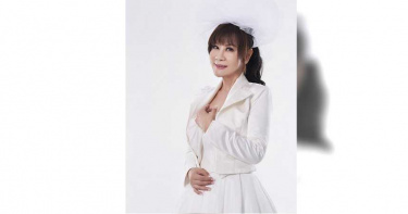龍千玉披白紗「出嫁」 開心自曝喜事近了