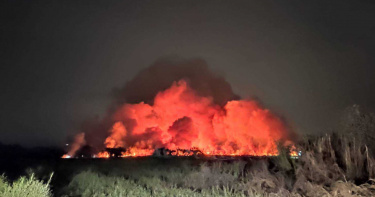 台南農地雜草大火濃煙飄高雄 引爆民怨地主台糖被罰百萬