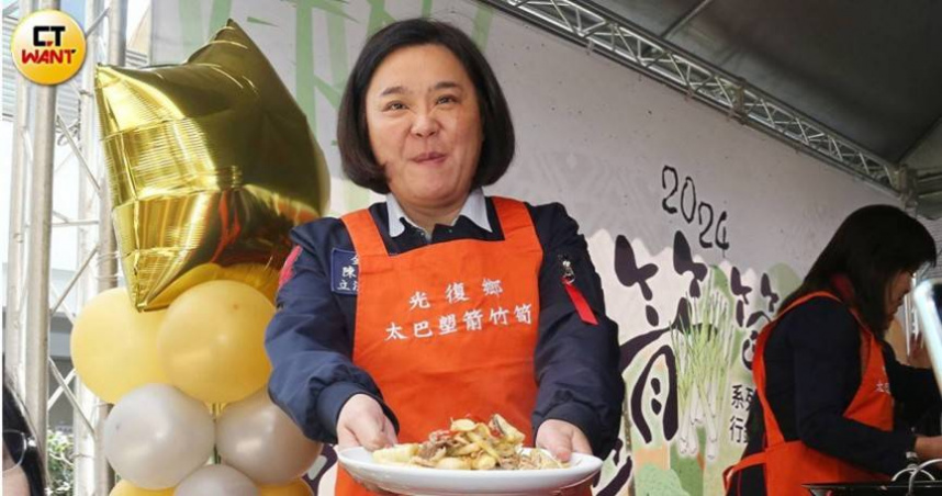 提「丟掉那隻要飯的碗」惹議，國民黨立委陳玉珍強調是出自他人文章。（圖／黃鵬杰攝）