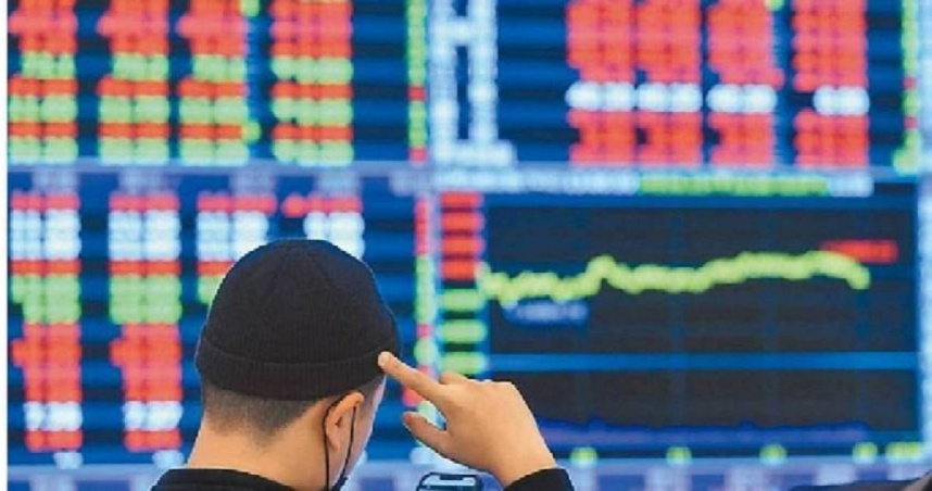 台股終場下跌156.47點，以22715.43點作收。（圖／報系資料照）