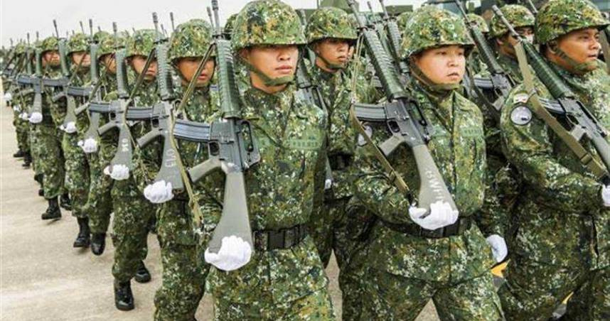 賴清德日前宣布，自4月1號起將調整志願役官兵待遇，提高志願役勤務加給以及戰鬥部隊加給。（圖／報系資料照）