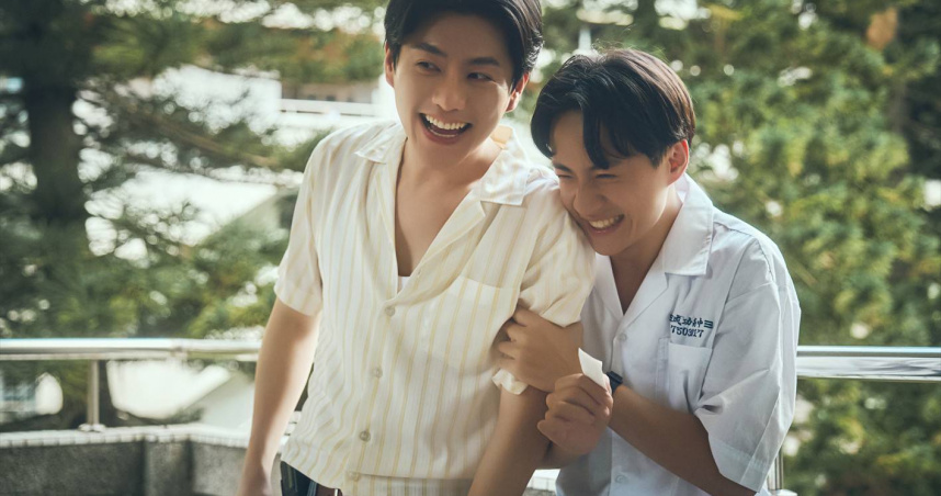 李程彬（左）與吳翰林（右）飾演不同年紀的「建中」。（圖／公視台語台、華視提供）