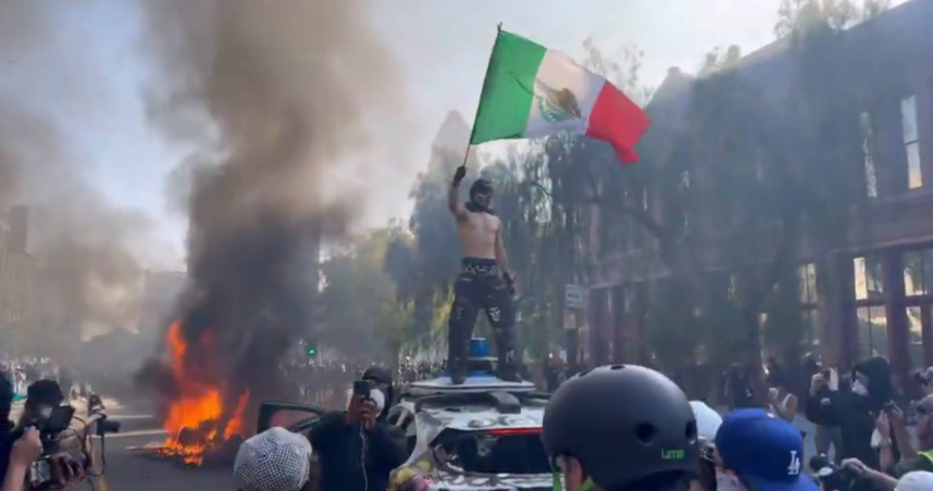 國土安全部分享加州暴動片段。（圖／翻攝自社群網站X）