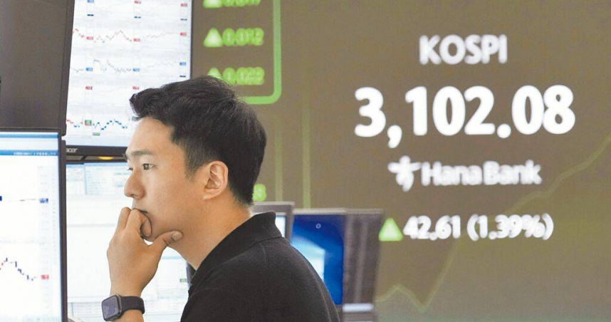 韓國KOSPI指數8日表現相對強勁，收漲1.8％，成為亞太地區漲幅最大的市場。（圖／美聯社）