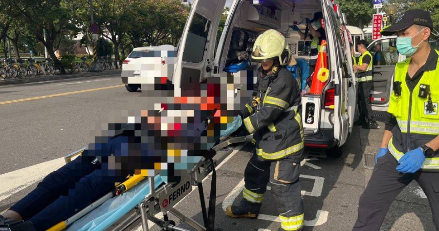 高鐵板橋站24日下午發生一起月台墜落事故。(圖／翻攝畫面)