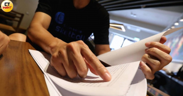 「校事會議」苦主阿愷（化名）6月曾受CTWANT專題訪問，大吐在校事會議遭惡整苦水。（圖／周志龍攝）