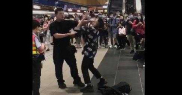 20歲女不戴口罩!北捷學「葉問打拳」狂毆保全臉 下場出爐