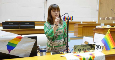 恐怖女議員4/祖父過世她自印訃聞向議會請款12萬 事後卻稱「我沒有爺爺」