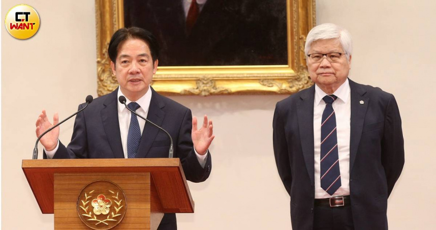 總統賴清德與台積電董事長魏哲家說明赴美增資案。（圖／趙世勳攝）