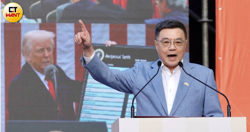 閣揆卓榮泰強調台灣擁有的關鍵科技技術短時間不至於外流。（圖／黃耀徵攝）