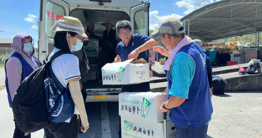 財團法人華藏淨宗弘化基金會及社團法人中華華藏淨宗學亦捐款合計共新台幣1,000萬元善款專用於災後復原與重建工作。（圖片提供／華藏淨宗弘化基金會）