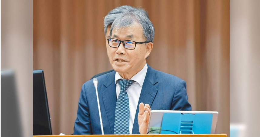 教育部長鄭英耀昨至立法院教育及文化委員會進行業務報告。（圖／中國時報姚志平攝）