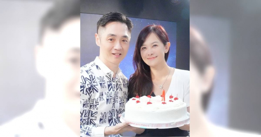 宋逸民在太太陳維齡、家人與教會弟兄姊妹的溫馨祝福下，迎來58歲生日。（圖／藝起發光提供）