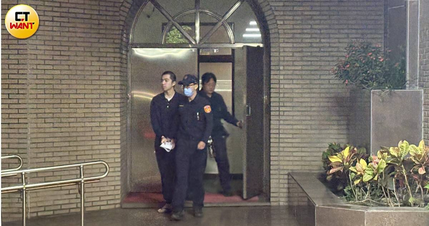 劉柏葳今日移審台北地院。（圖／翁靖祐攝）