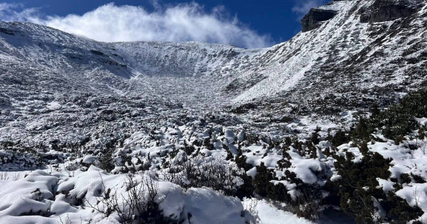 雪霸國家公園已出現零下低溫並降雪。（圖／翻攝自臉書／雪霸國家公園）