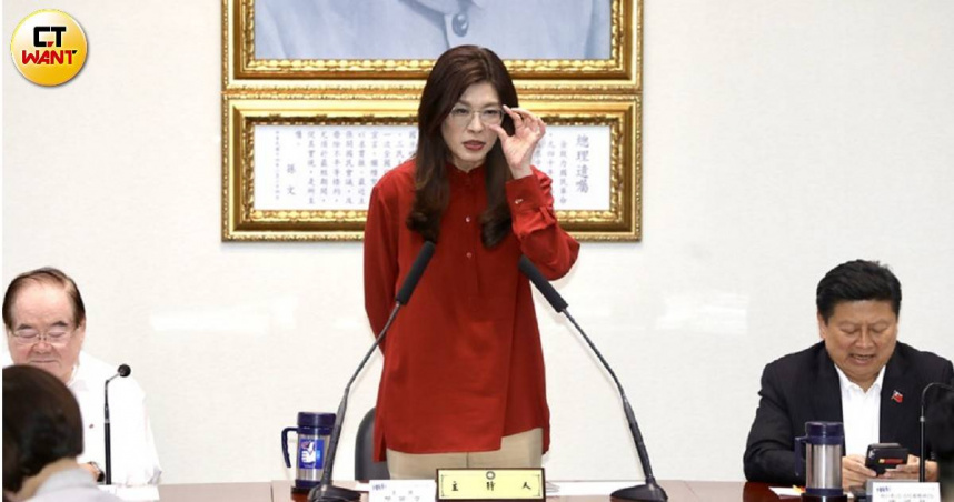 國民黨主席鄭麗文強調2026年底彰化縣長選將會是「徵召」產生。（圖／方萬民攝）