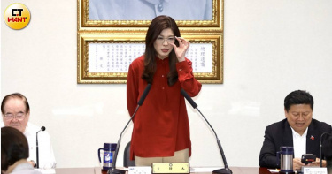 國民黨主席鄭麗文強調2026年底彰化縣長選將會是「徵召」產生。（圖／方萬民攝）