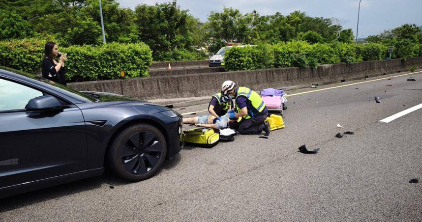 國1苗栗三義3車連環撞　1男送醫不治、2人OHCA搶救