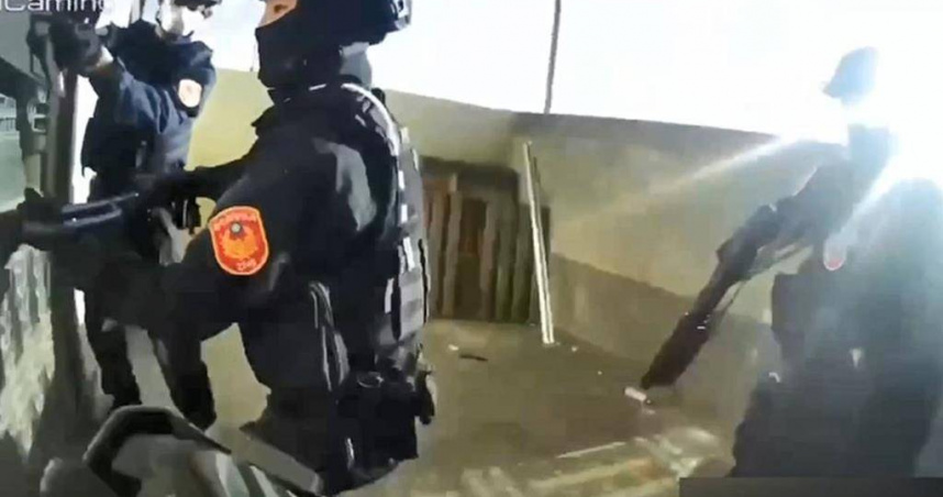 5名車手疑黑吃黑，遭竹聯虎堂彰化分會長呂男拘禁在秀水鄉一間工廠內，警方前往攻堅、救出被害人。（圖／報系資料照）