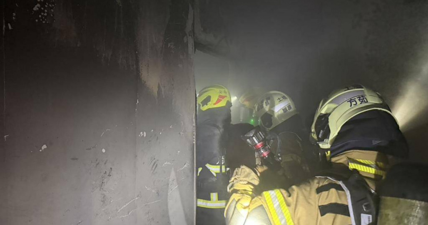 台南安南區移工宿舍火警！306人緊急疏散　8人靠緩降機垂降逃生