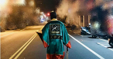 超邪門!32歲人妻陽台偷看送肉粽 當晚就上吊輕生