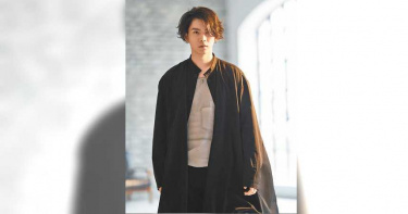 楊宇騰日本遇女鬼壓床 尖細指甲掐掌心